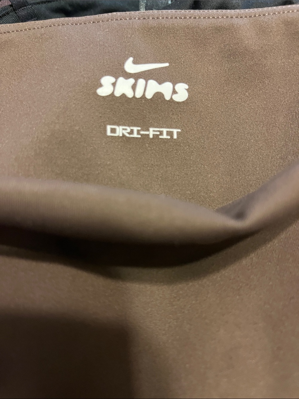 NWT Skims Nike flare legging New dark sepia Brown - Picture 7 of 8